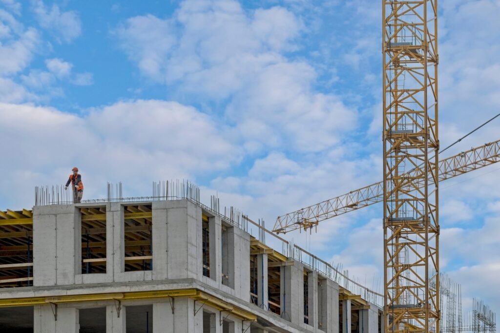 View of the construction of a modern building